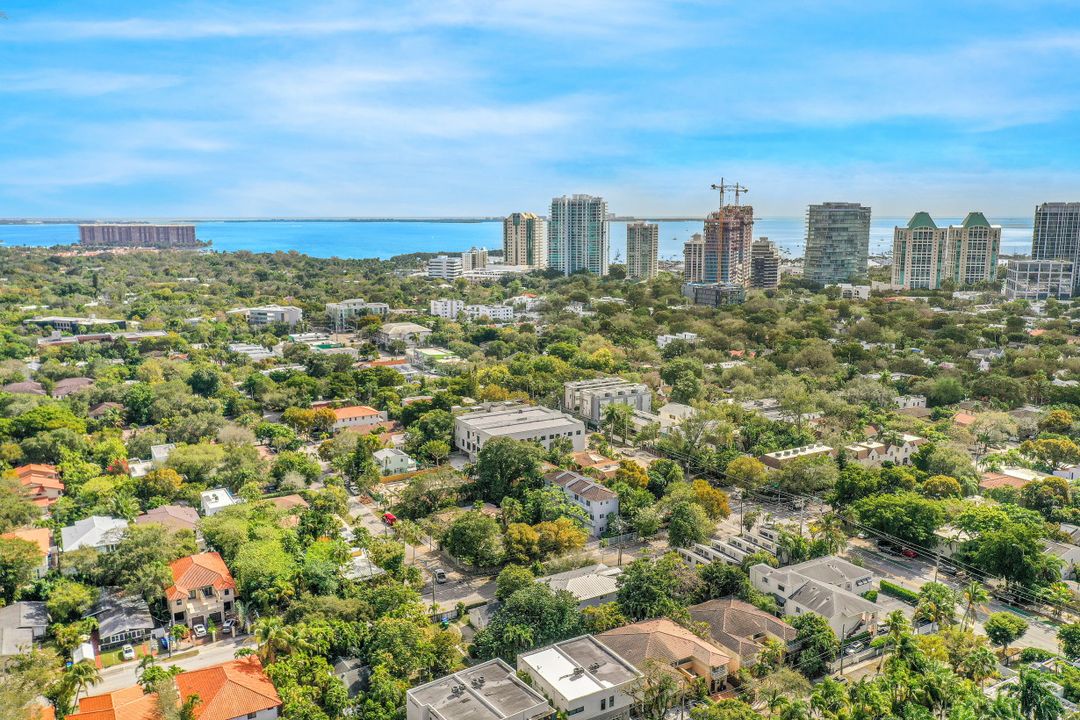 2951 Virginia St, Miami, FL 33133