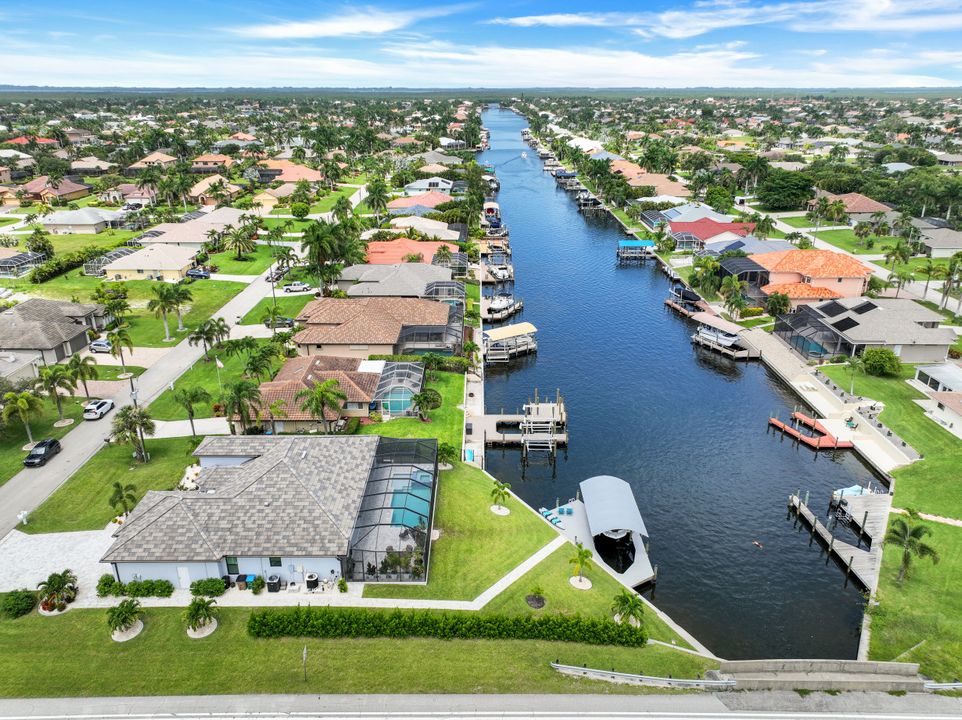 2103 SW 52nd St, Cape Coral, FL 33914