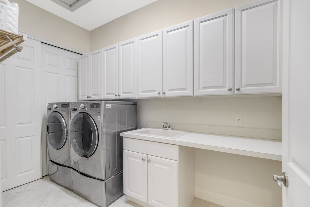 10560 Marino Ct #104, Miromar Lakes, FL 33913