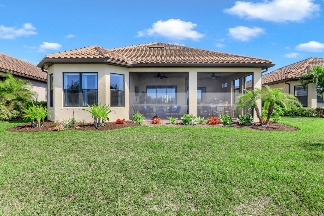 9123 Trivoli Terrace, Naples, FL 34119