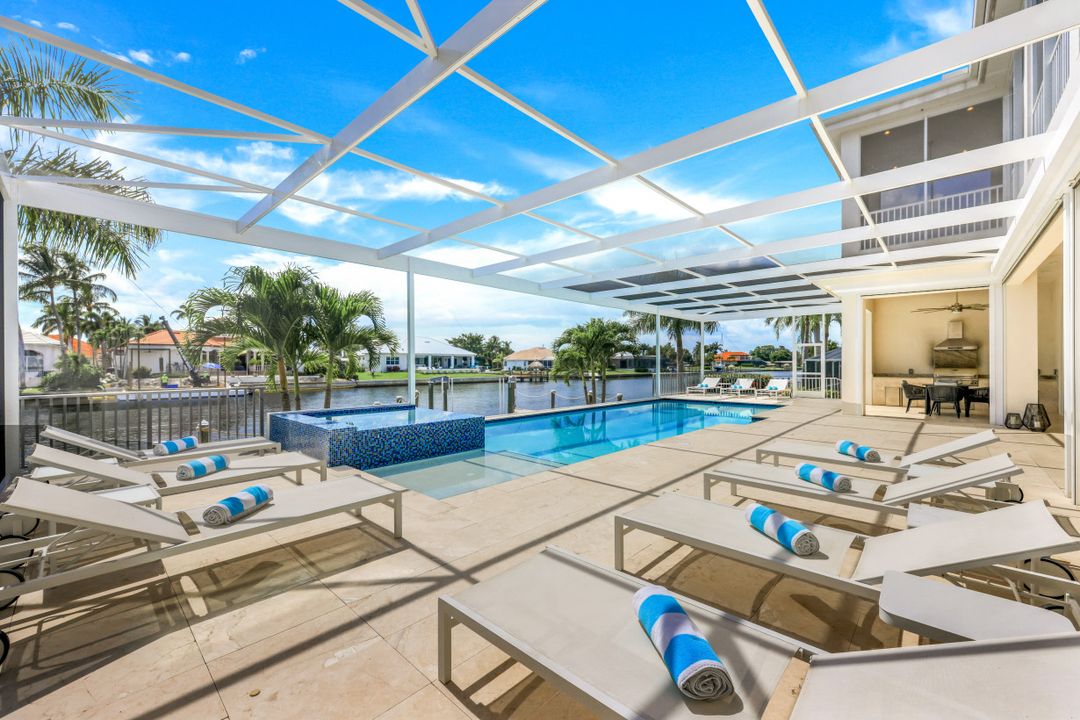 5084 Sorrento Ct, Cape Coral, FL 33904