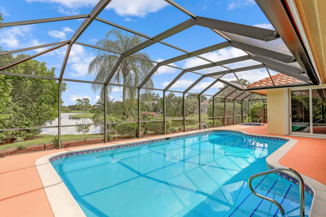 5895 Sonoma Ct, Naples, FL 34119