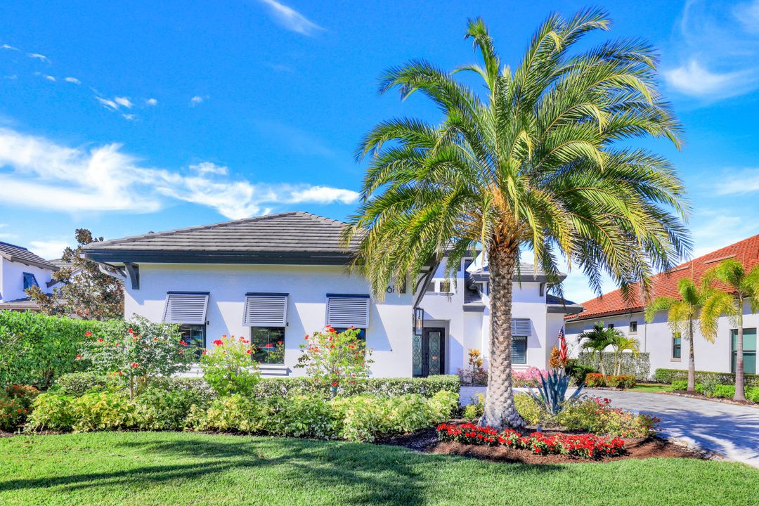 16361 Corsica Way, Naples, FL 34110