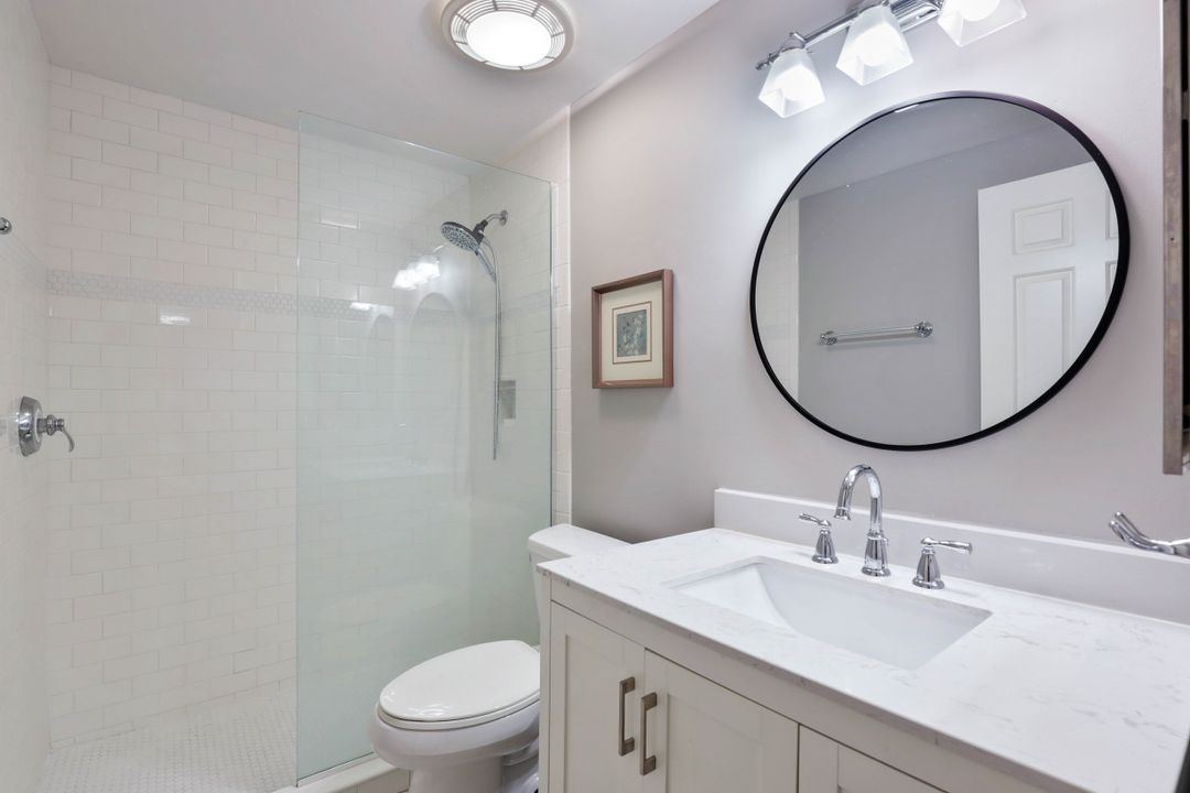 5897 Chanteclair Dr #313, Naples, FL 34108