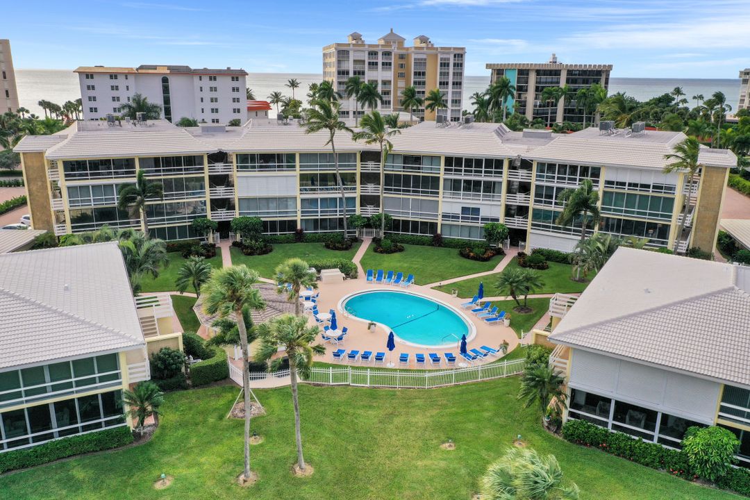 3300 Gulf Shore Blvd N #103, Naples, FL 34103