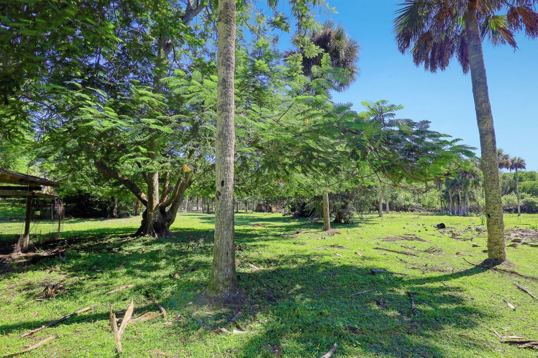 5371 Park Rd, Fort Myers, FL 33908