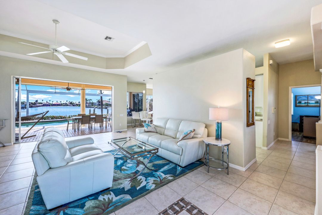 2536 SW 45th St, Cape Coral, FL 33914