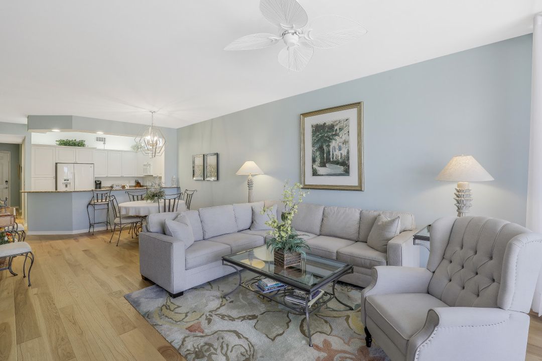 400 Flagship Dr #306, Naples, FL 34108