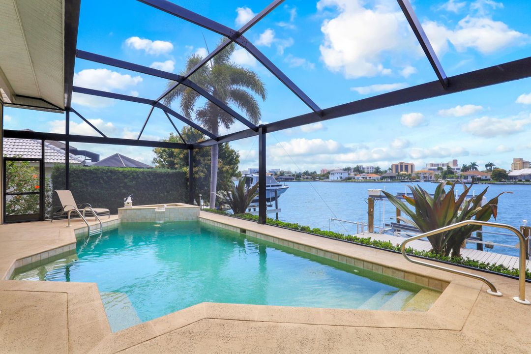 316 Lamplighter Dr, Marco Island, FL 34145