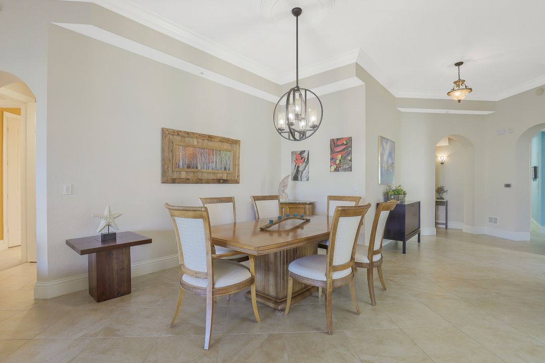 9293 Menaggio Ct #101, Naples, FL 34114