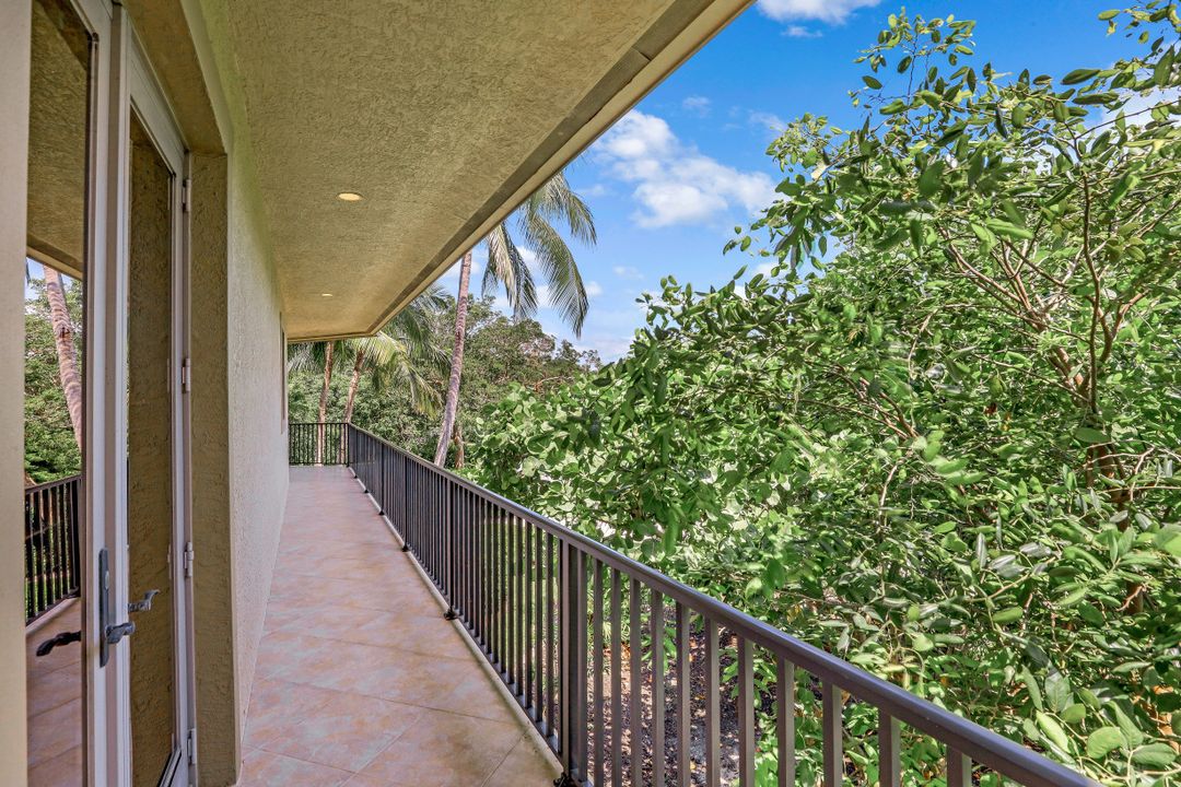 320 Wild Orchid Ln, Marco Island, FL 34145