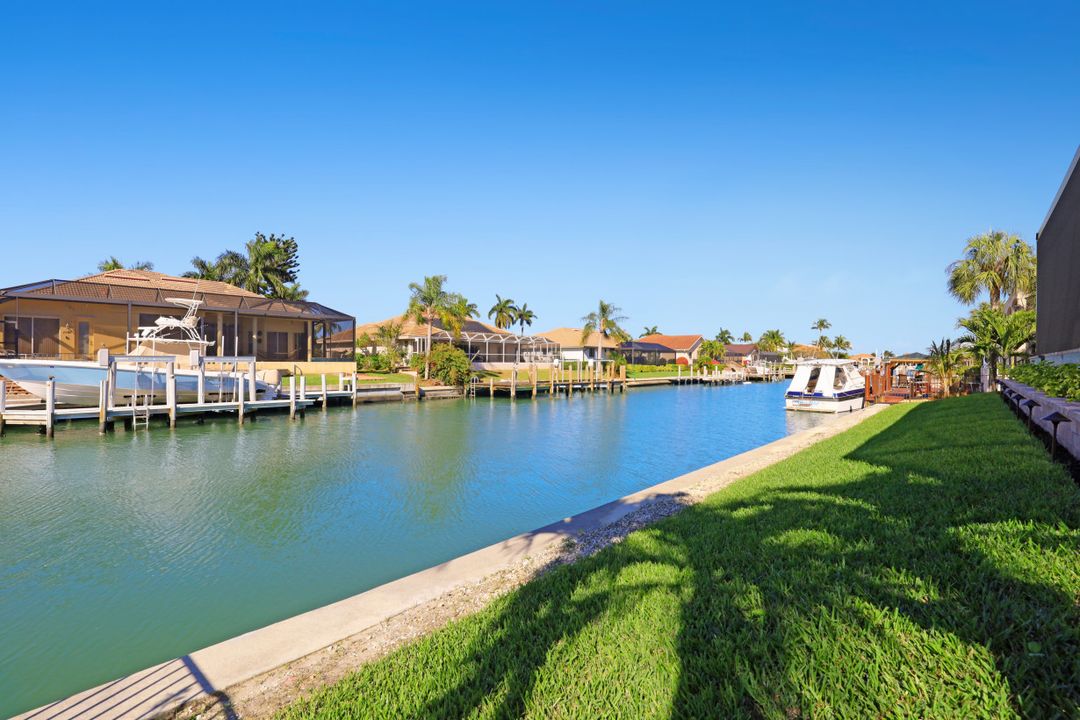 1191 Marlin Ct, Marco Island, FL 34145