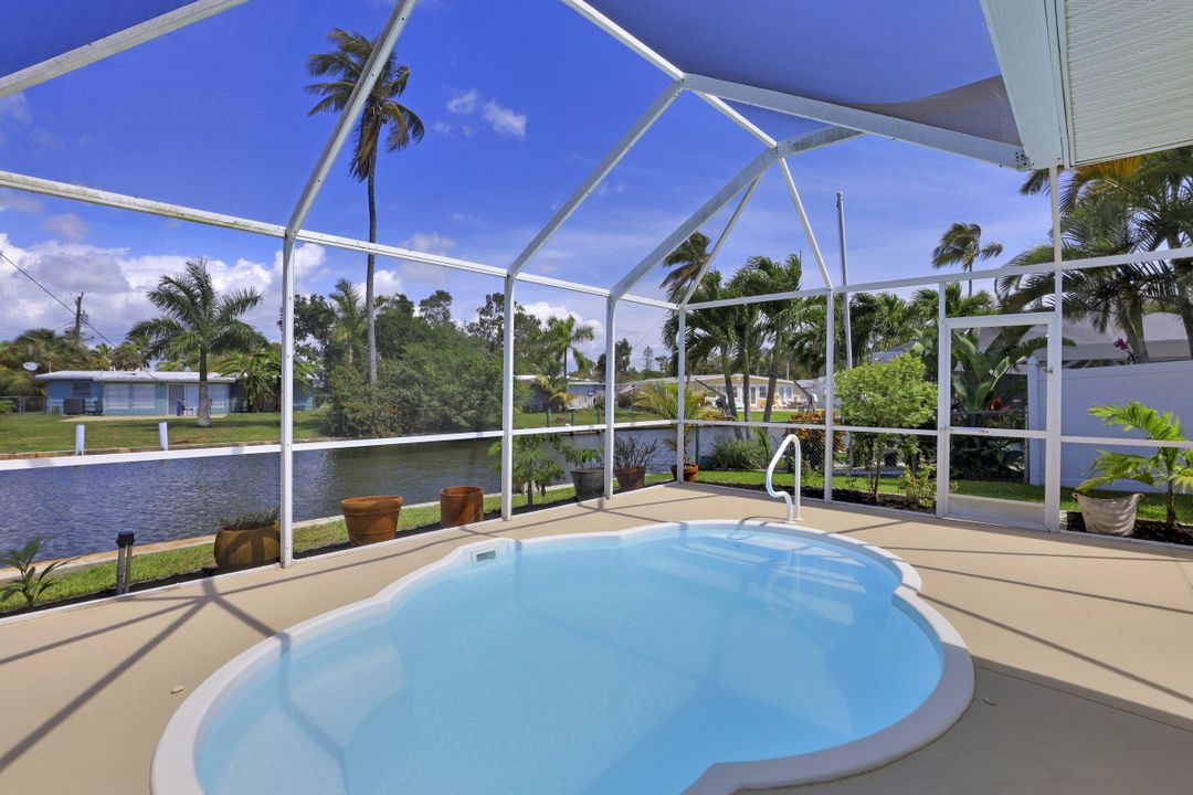 1765 Harbor Ln, Naples, FL 34104