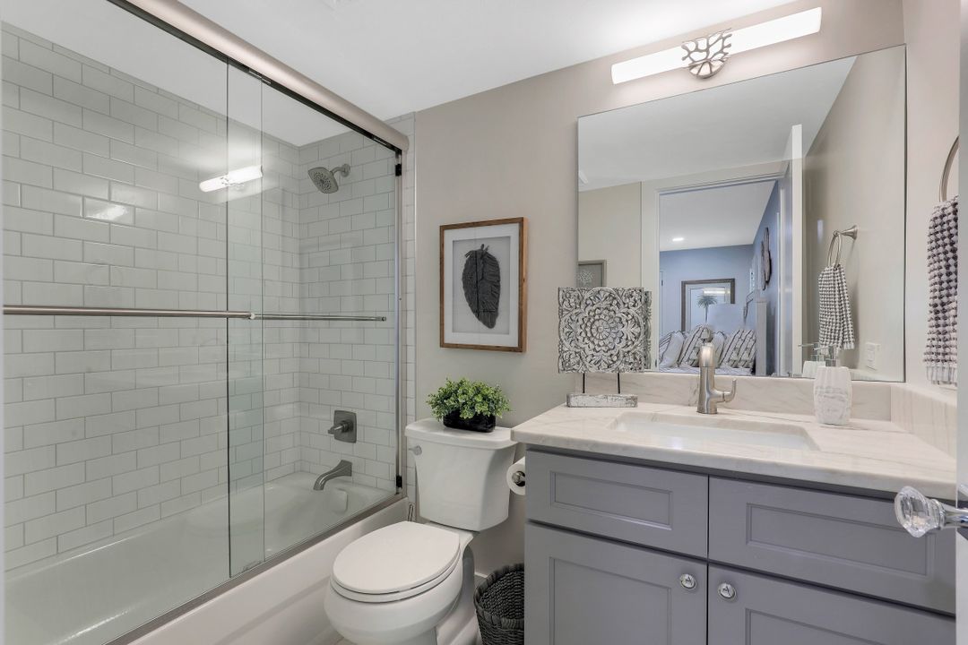 3333 Gulf Shore Blvd N #103, Naples, FL 34103