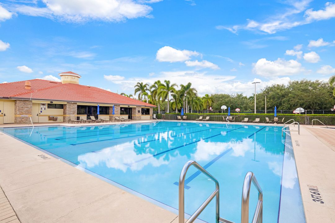 12688 Stone Tower Loop, Fort Myers, FL 33913