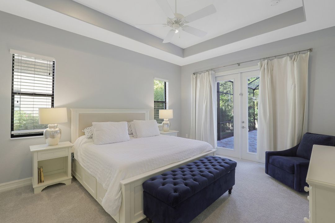 15907 Secoya Reserve Cir, Naples, FL 34110