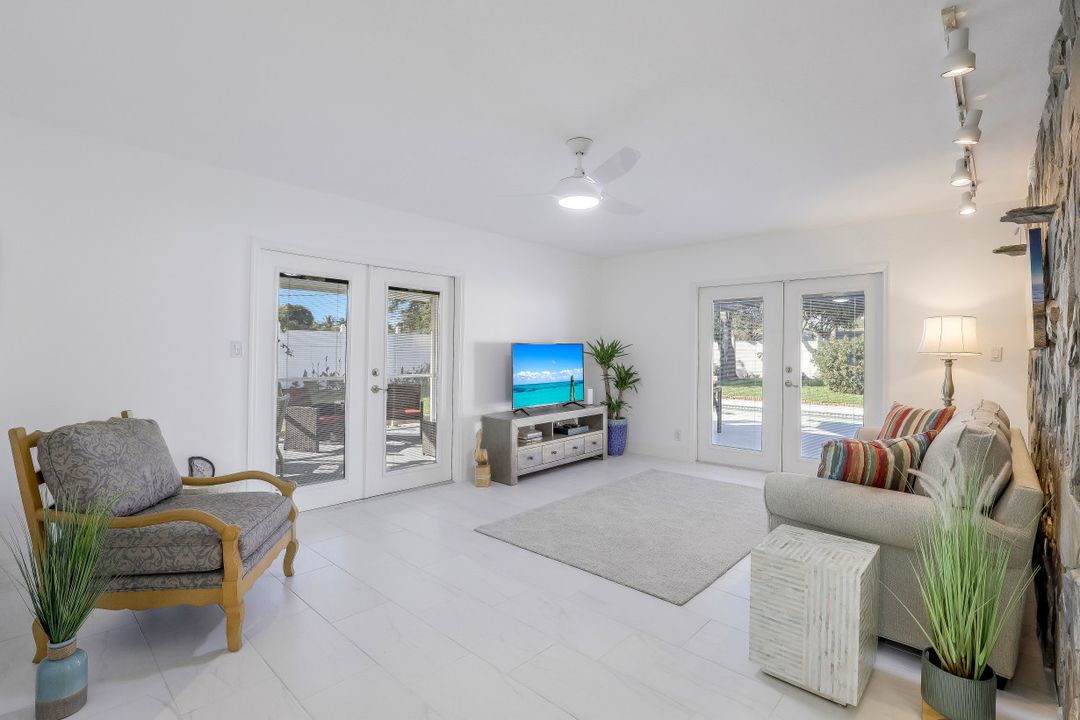 1173 29th Ave N, Naples, FL 34103