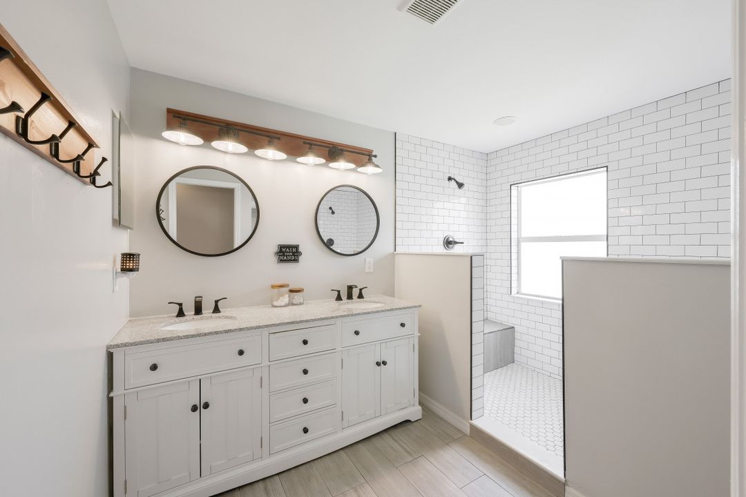 1812 NE 13th Ave, Cape Coral, FL 33909