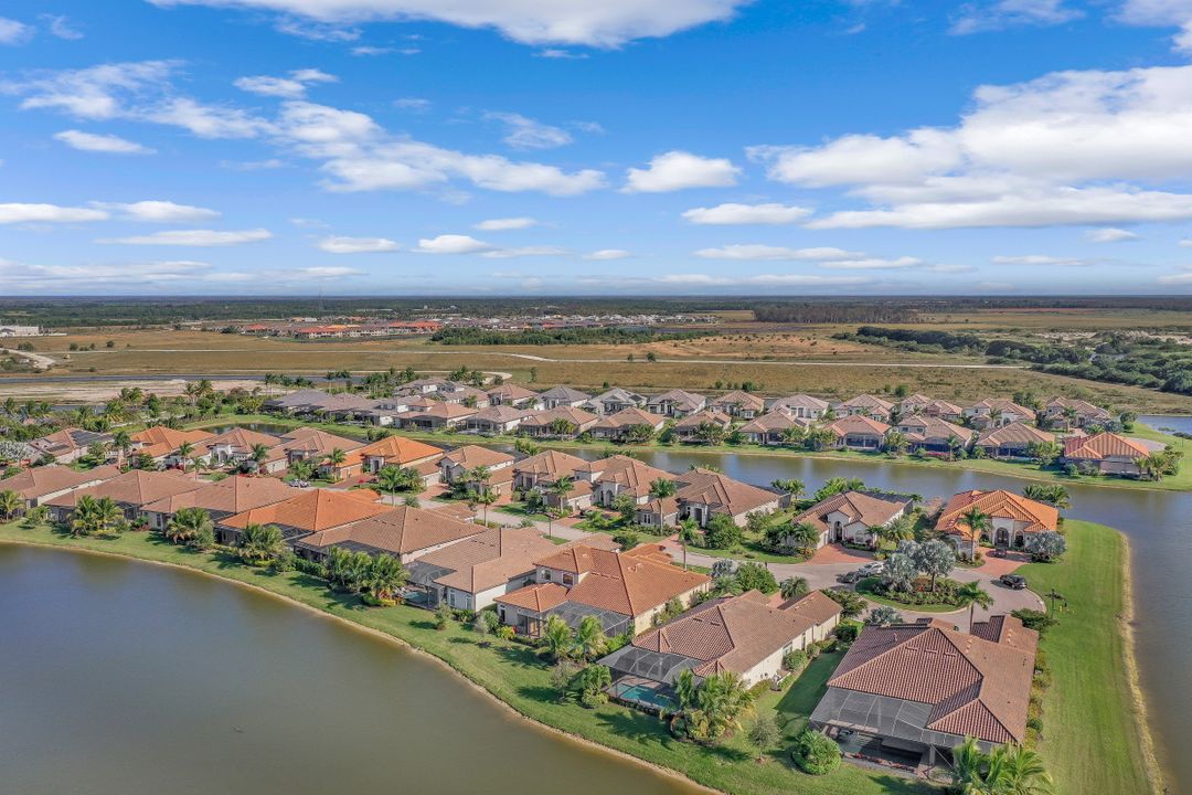 3341 Fanny Bay Ln, Naples, FL 34114