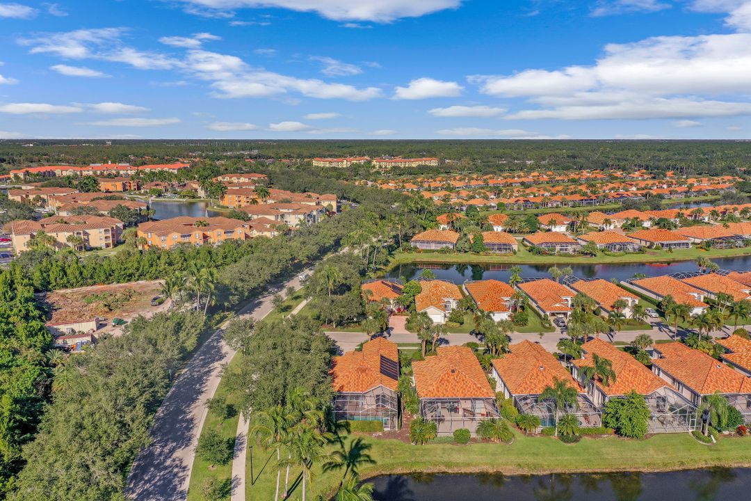 3400 Donoso Ct, Naples, FL 34109