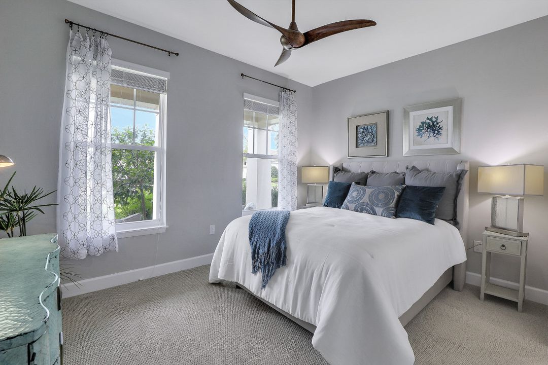 14684 Tropical Dr, Naples, FL 34114