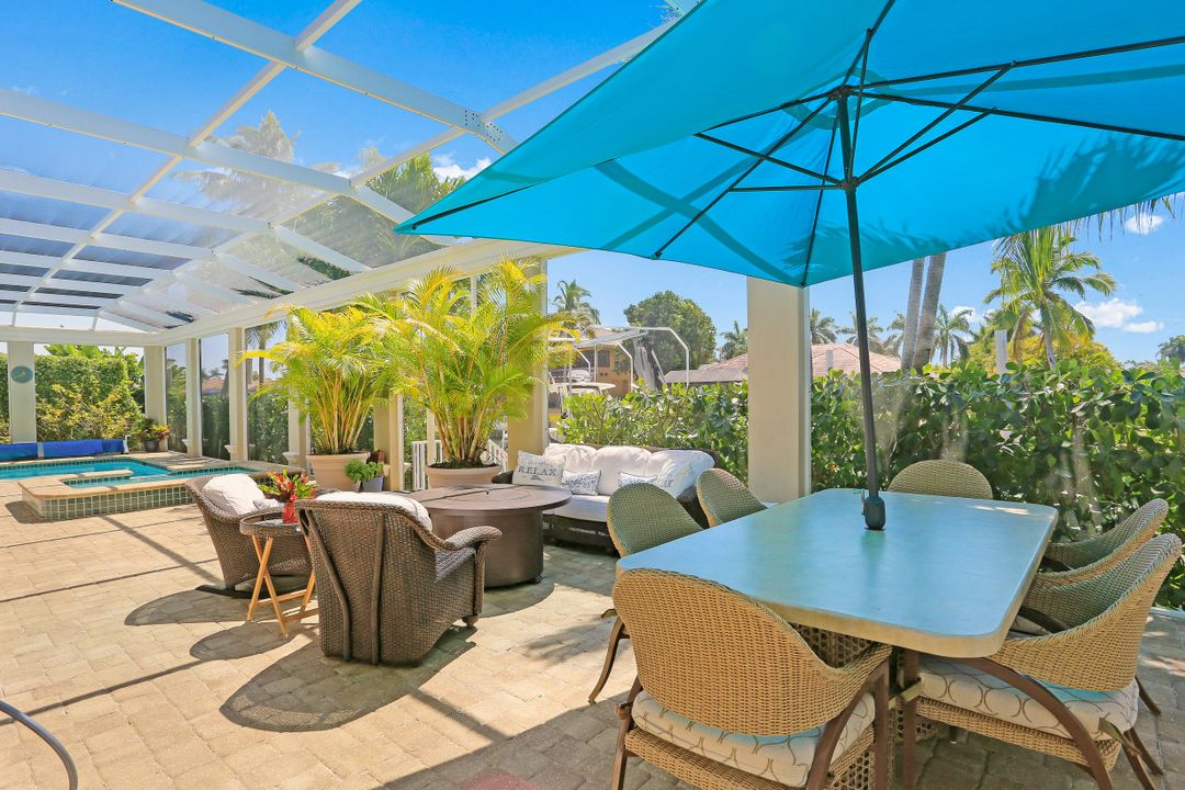 1160 Marlin Ct, Marco Island, FL 34145