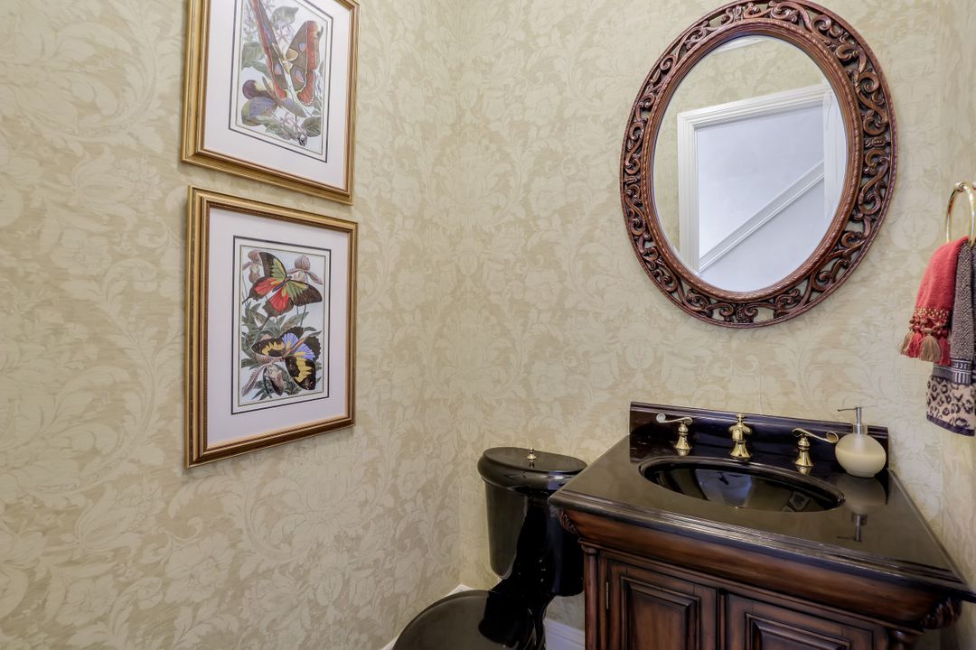 1404 Butterfield Ct, Marco Island, FL 34145