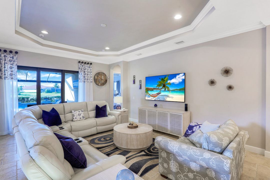 9524 Mussorie Ct, Naples, FL 34114