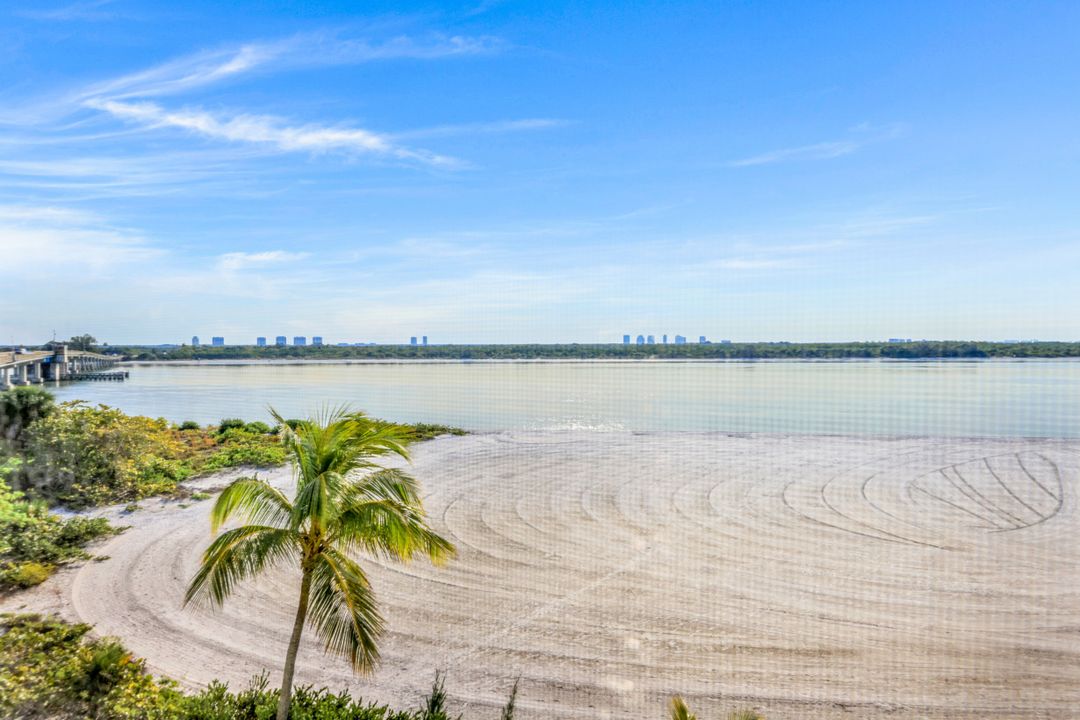 8402 Estero Blvd #302, Fort Myers Beach, FL 33931