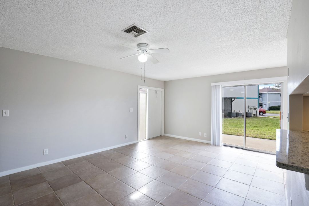 5848 Queen Elizabeth Way ##2, Fort Myers, FL 33907
