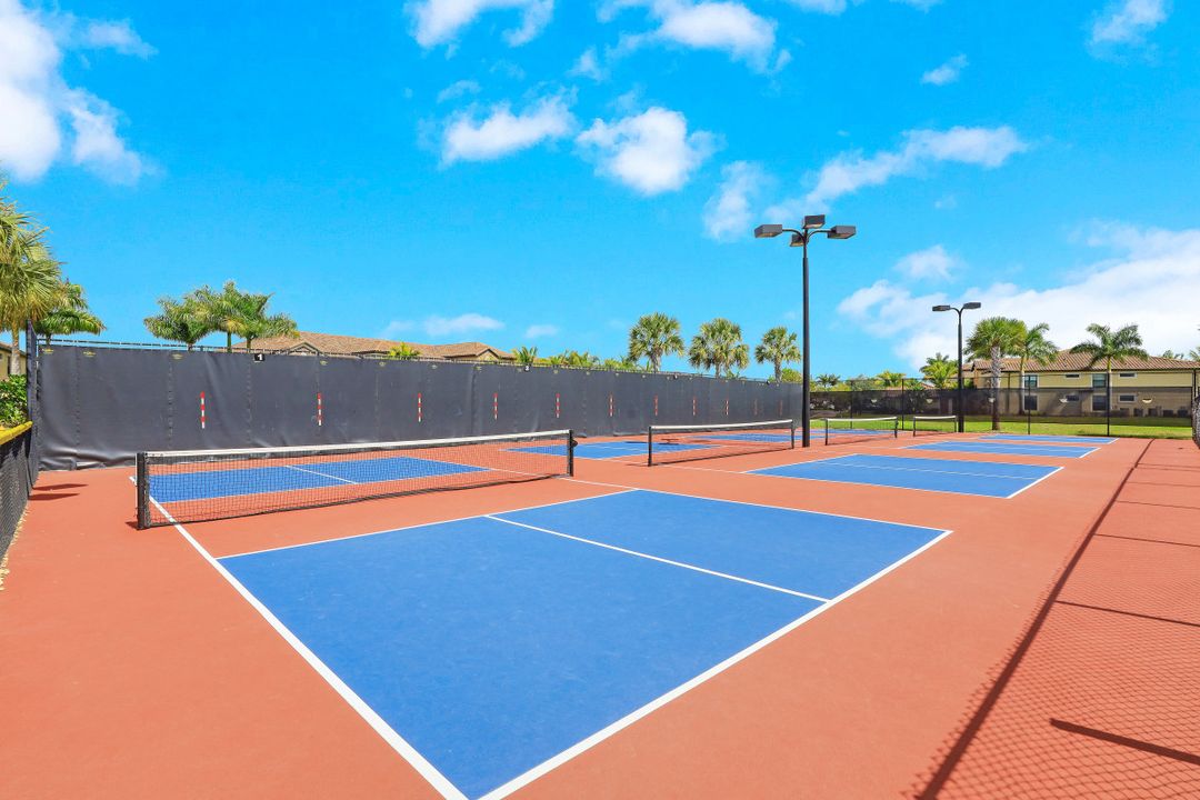 9533 Avellino Wy #2916, Naples, FL 34113