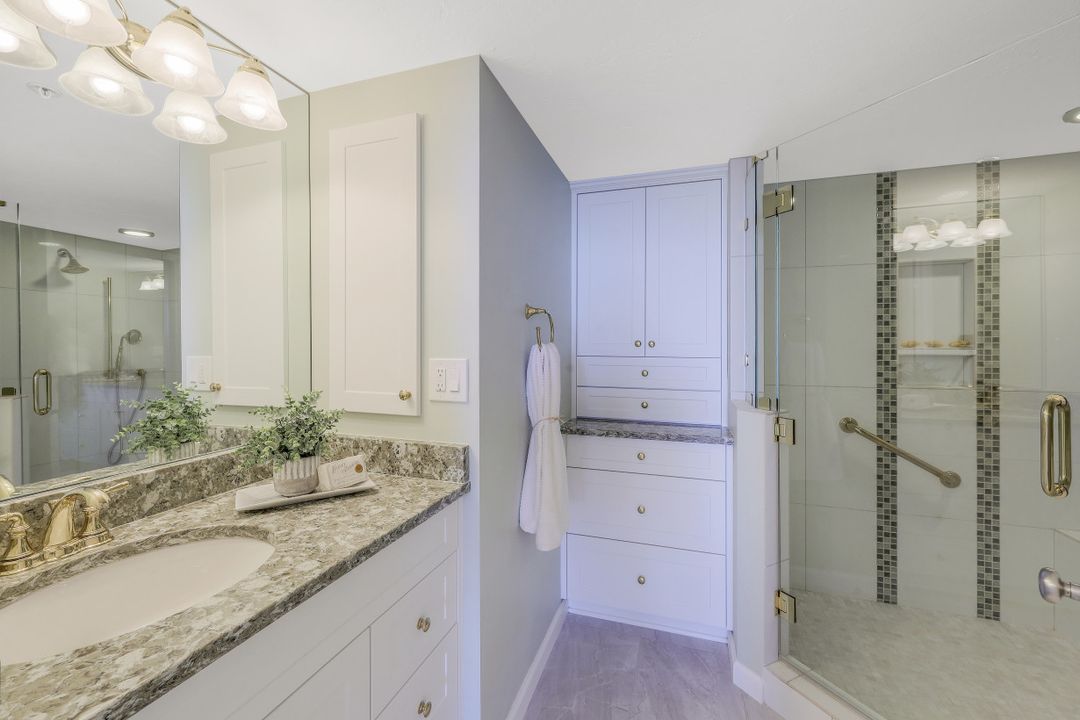 990 Cape Marco Dr #405, Marco Island, FL 34145