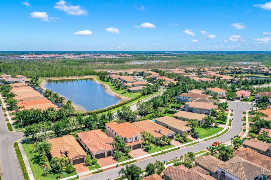 3054 Hudson Terrace, Naples, FL 34119