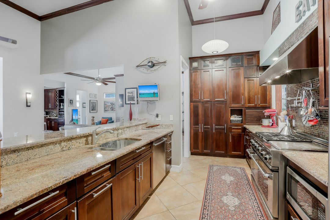 7110 Philips Creek Ct, Fort Myers, FL 33908