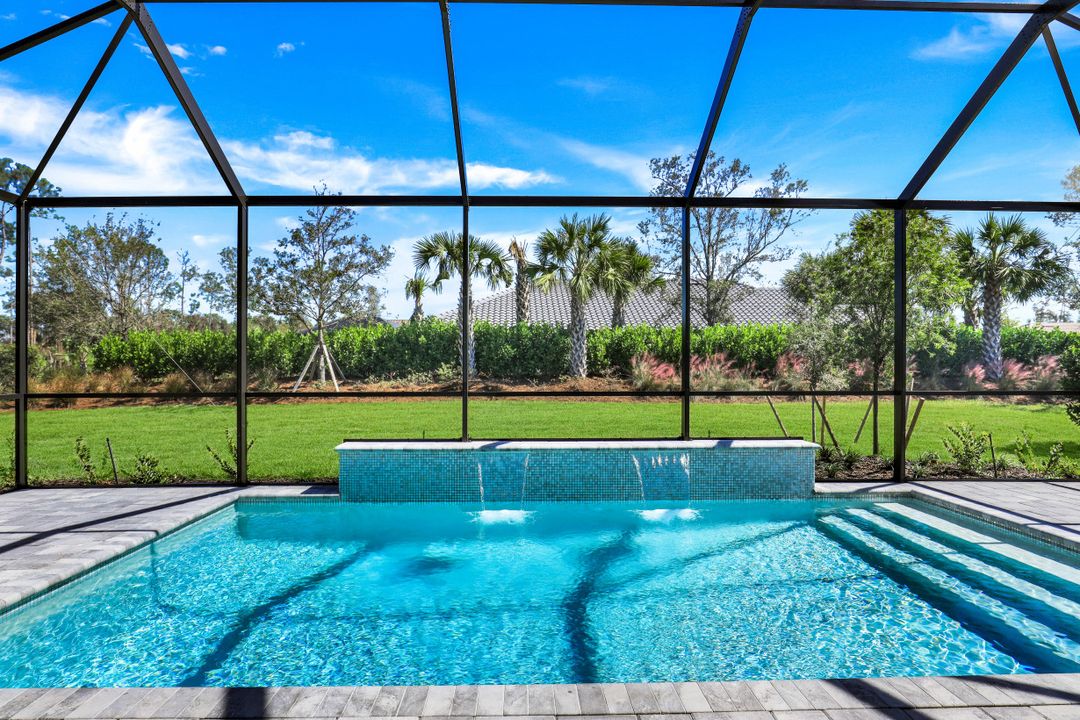 8924 Cappello Ct, Naples, FL 34119