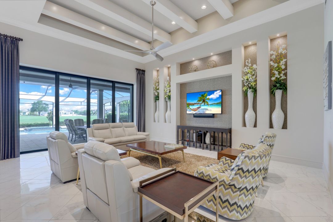 16459 Seneca Way, Naples, FL 34110