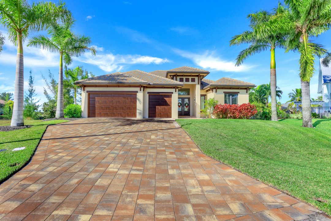 128 NW 39th Ave, Cape Coral, FL 33993