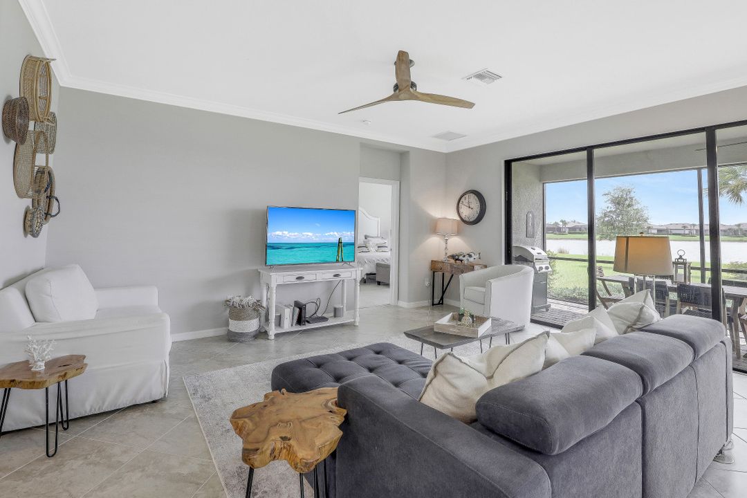 19877 Beechcrest Pl, Estero, FL 33928