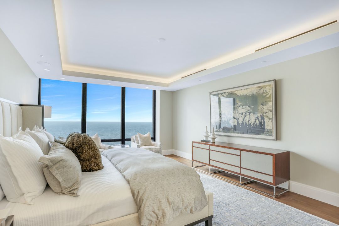 4951 Gulf Shore Blvd N #PH-402, Naples, FL 34103