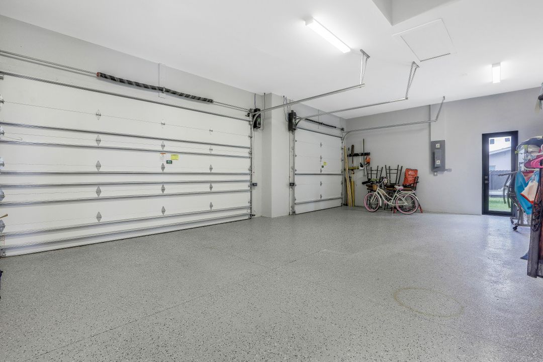 1903 Everest Pkwy, Cape Coral, FL 33904