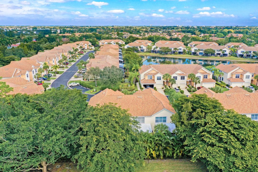 8430 Village Edge Cir, Fort Myers, FL 33919