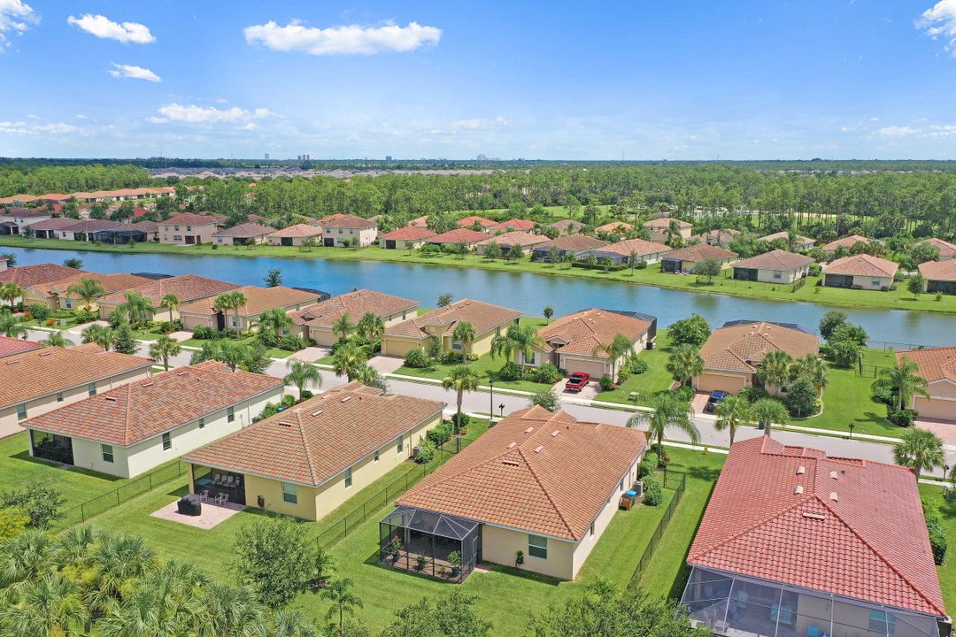 2517 Caslotti Way, Cape Coral, FL 33909