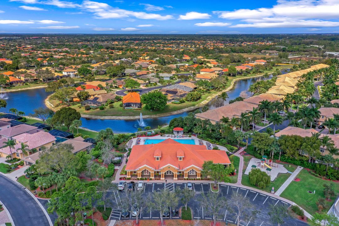 20441 Rookery Dr, Estero, FL 33928