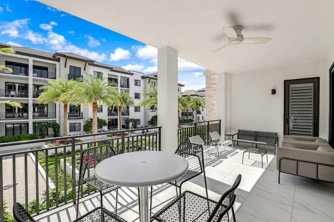1135 3rd Ave S #Unit 308, Naples, FL 34102