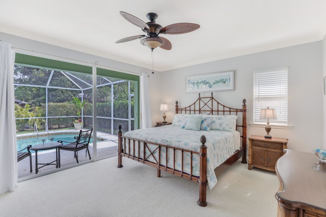 557 96th Ave N, Naples, FL 34108