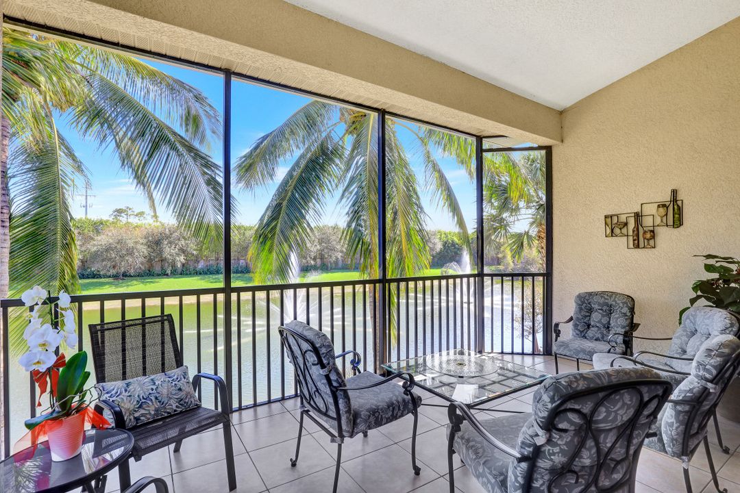 7838 Hawthorne Dr #1803, Naples, FL 34113