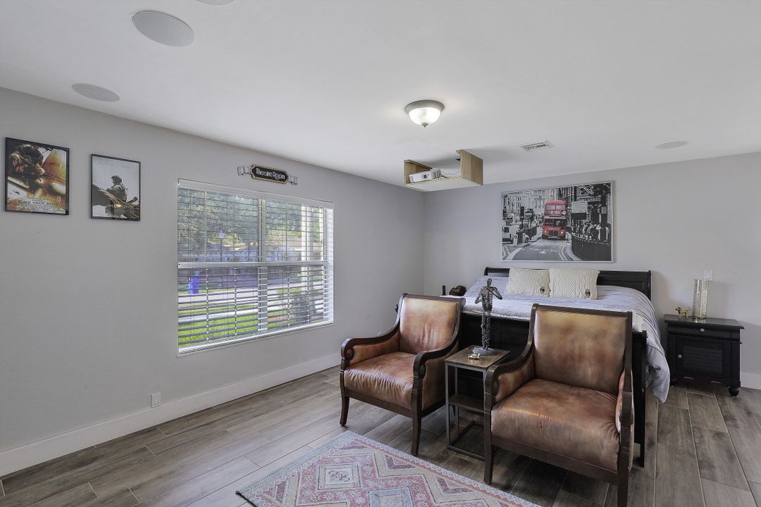 1320 Alcazar Ave, Fort Myers, FL 33901