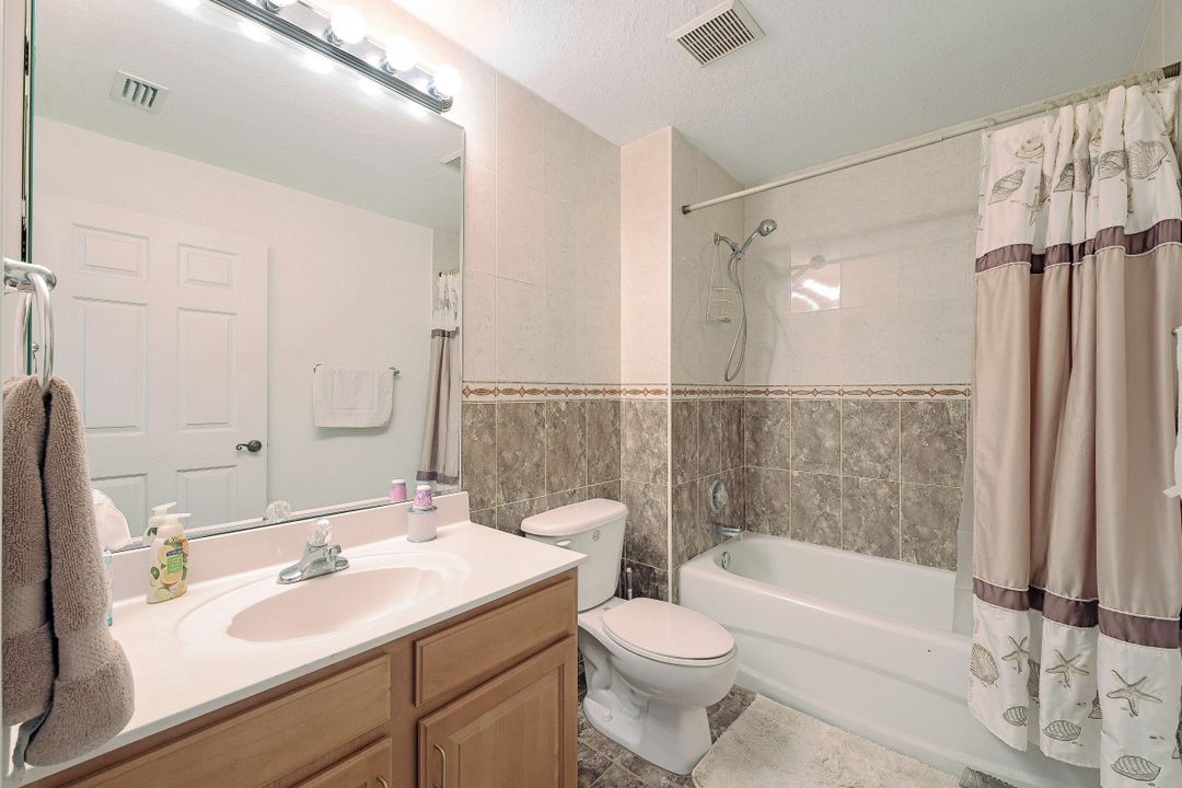 12515 McGregor Blvd #109, Fort Myers, FL 33919