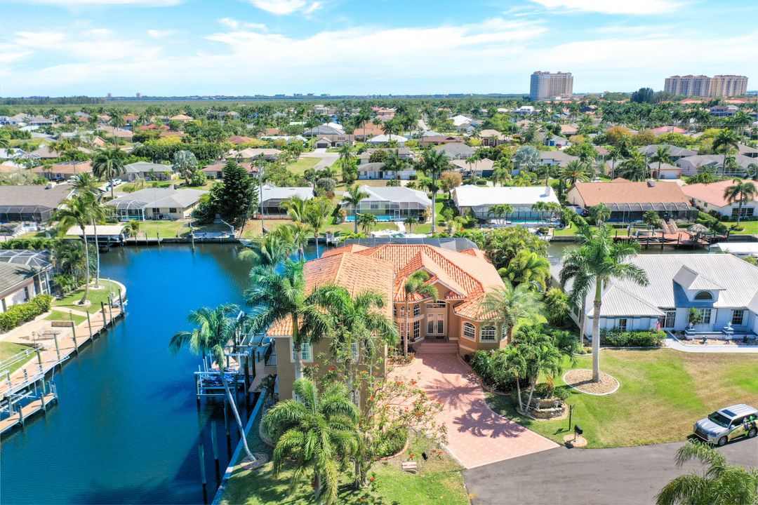 5343 SW 10th Ave, Cape Coral, FL 33914