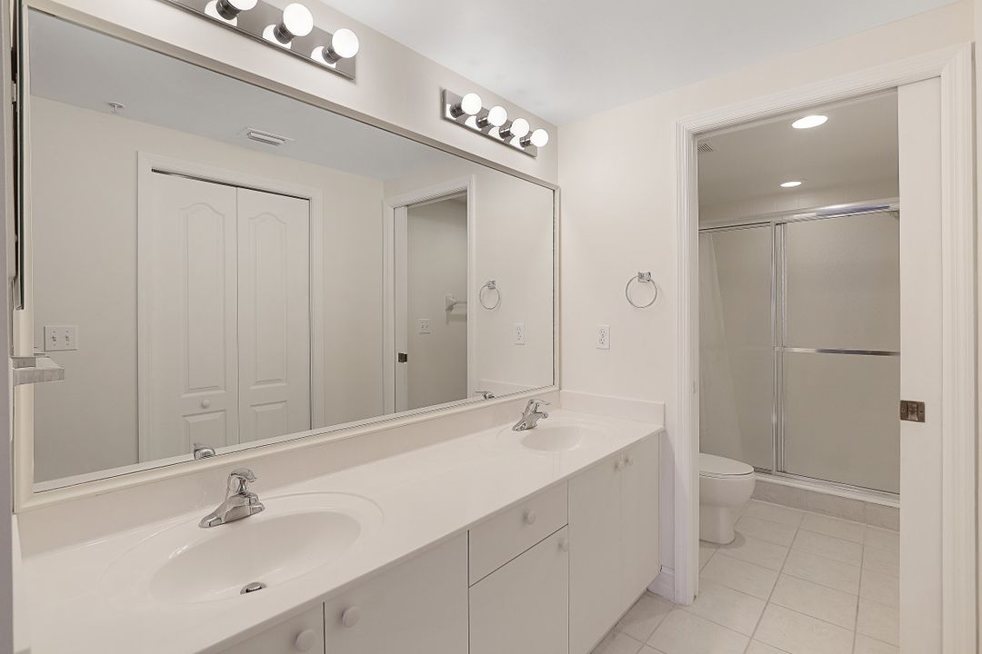 7822 Great Heron Way #104, Naples, FL 34104